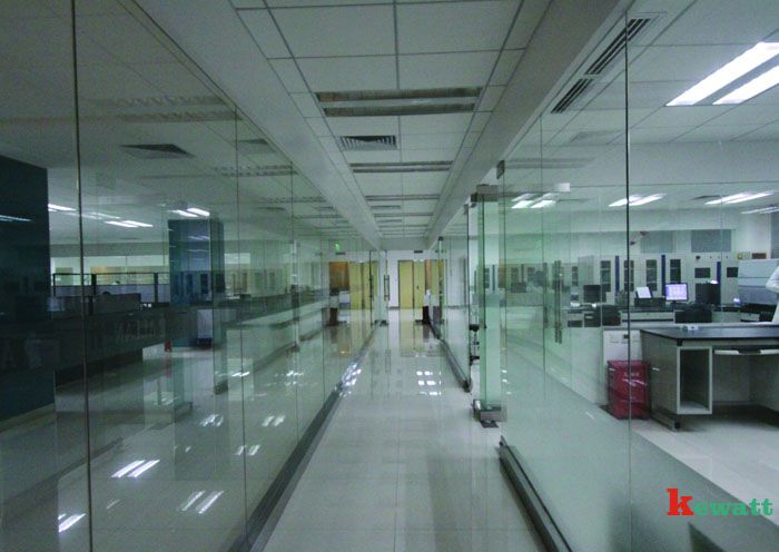 實驗室全落地窗戶